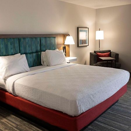 Hampton Inn Kent/Akron Area Екстериор снимка