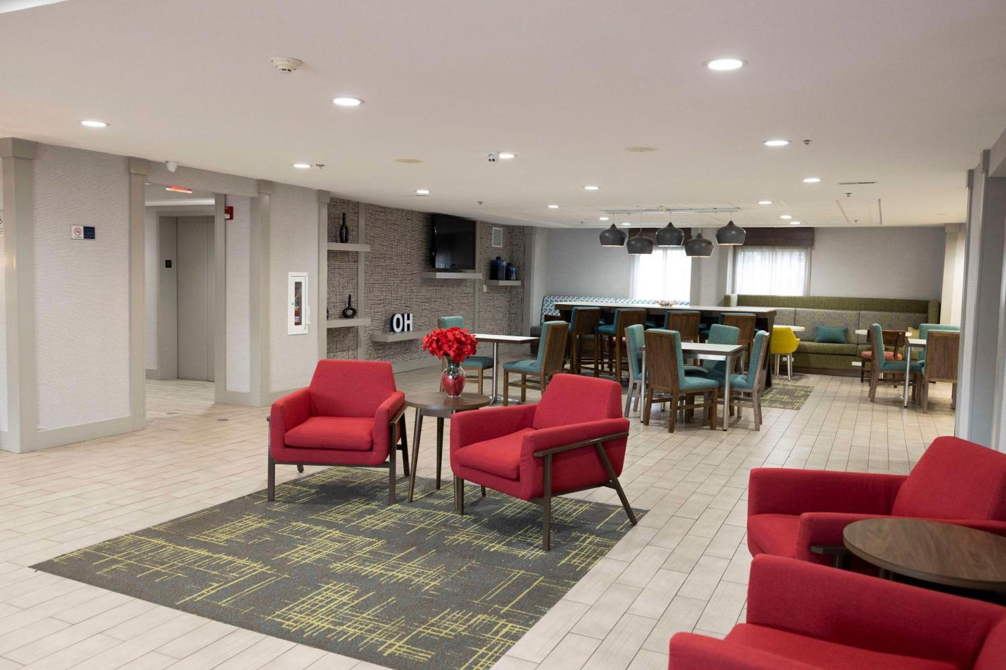 Hampton Inn Kent/Akron Area Екстериор снимка