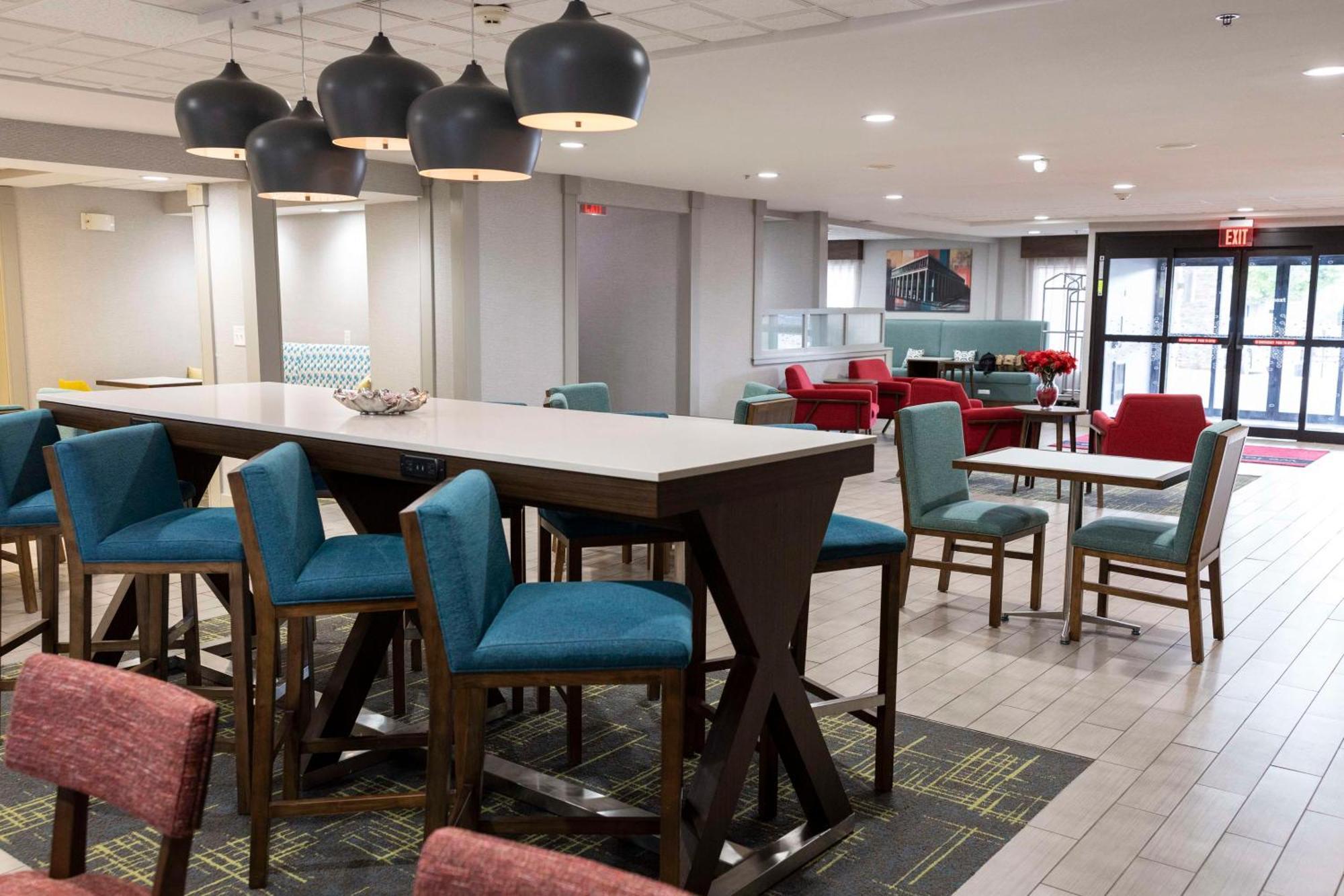 Hampton Inn Kent/Akron Area Екстериор снимка